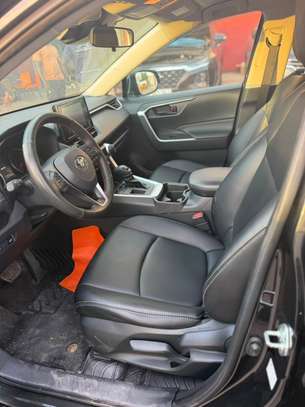 TOYOTA RAV4 2022 image 2