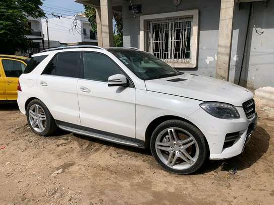 Mercedes Benz ML 400 4 matic image 4