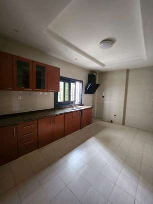 Appartement haut standing aux Almadies image 5
