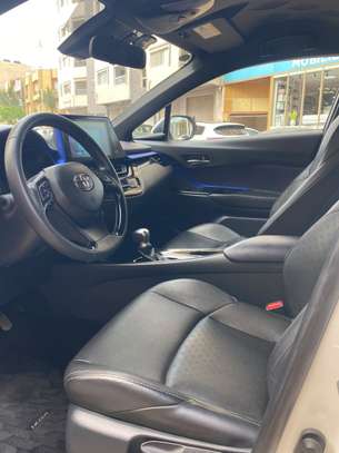 TOYOTA CHR 2018 image 2