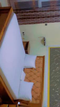 Studio meublé aux Maristes image 6