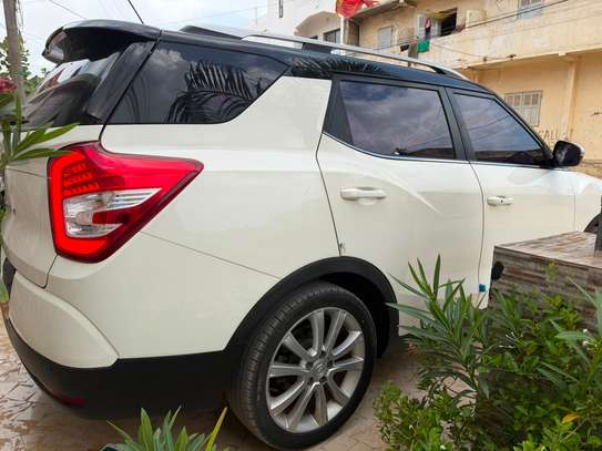 Ssangyong TIVOLI 2016 image 4