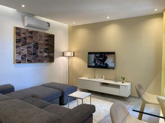 Studio meublé de luxe à louer au point E image 4