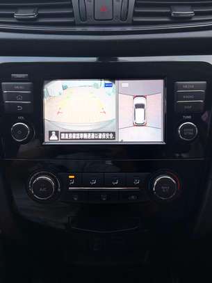 Nissan X-Trail 4x4 SUV 2018 image 12
