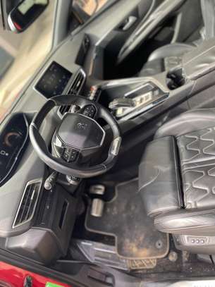 Peugeot 3008 2018 image 11