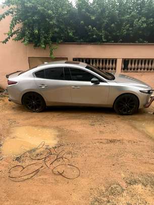 🚘 MAZDA 3 PREMIUM 2020 — image 11