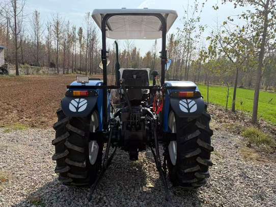 Tracteur new holland 80 hp image 2