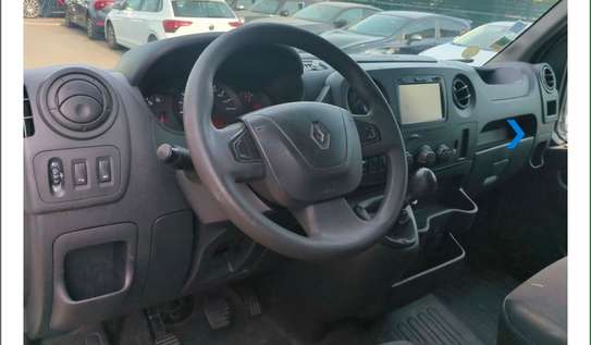 Fourgon Renault Master 2018 image 3