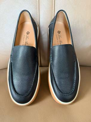 Mocassins LORO Piana semelle blanche tendance image 3