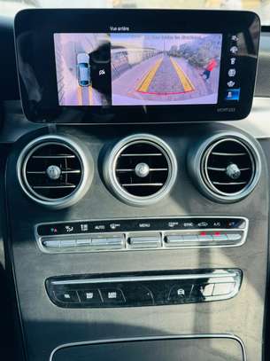 MERCEDES GLC 300 2020 image 9