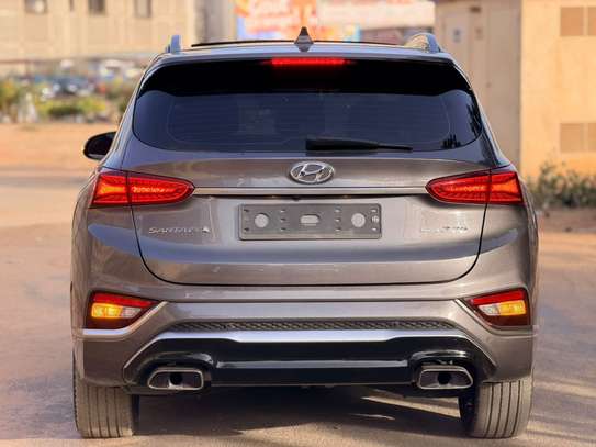 *HYUNDAI: SANTAFE Année : *2018 version 4X4 image 12