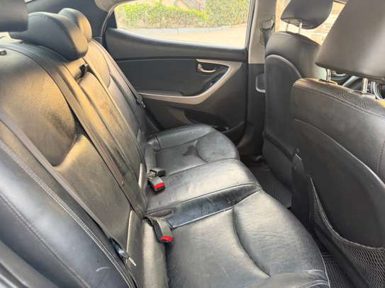 Hyundai Avante 2013 image 9