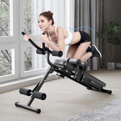 Machine d'entraînement pour les abdominaux image 7