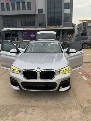 BMW X4 xDrive30i image 6