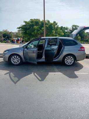 peugeot 308 image 3