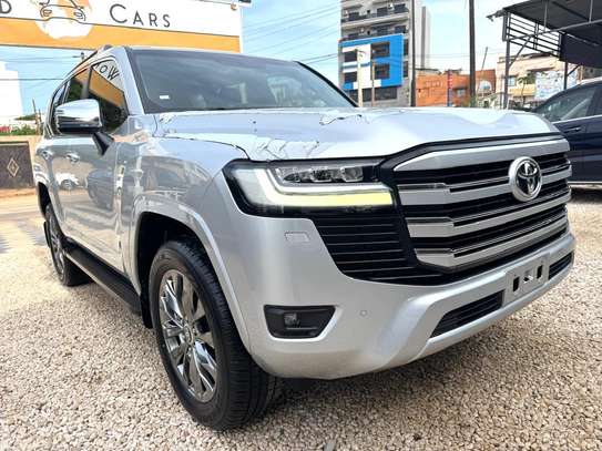 Toyota land cruiser VX image 13