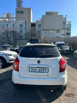 Ssangyong korando image 8