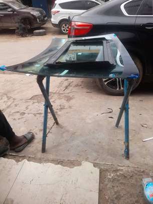 Vente et montage Pare-brise auto image 4