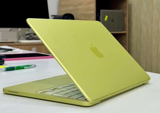 MacBook Neo 512 gigas image 2