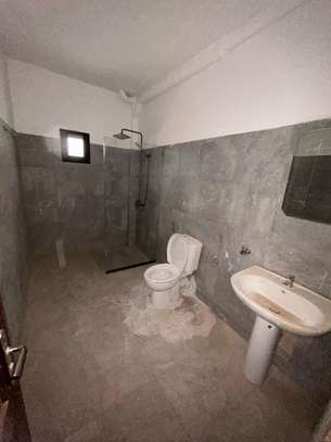Immeuble à vendre – Grand Mbao, Cité Baobab image 13
