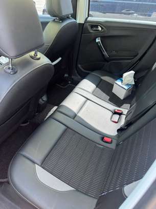 Peugeot 2008 année 2016 sous douane image 7