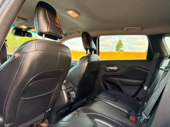 Jeep Cherokee 2017 limited image 10