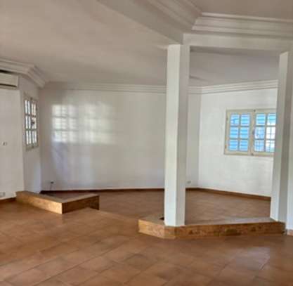 Maison de charme avec jardin image 3