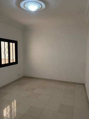 Appartement F4 à louer à Ouakam image 10