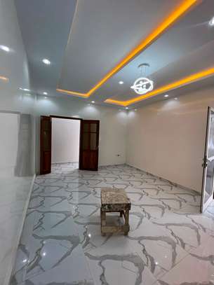 APPARTEMENT F4 À LOUER – OUAKAM, DERRIÈRE L’ÉGLISE BLEUE image 7
