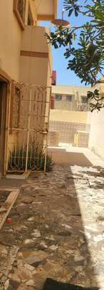 Villa a louer a la Cité Aliou Sow image 2