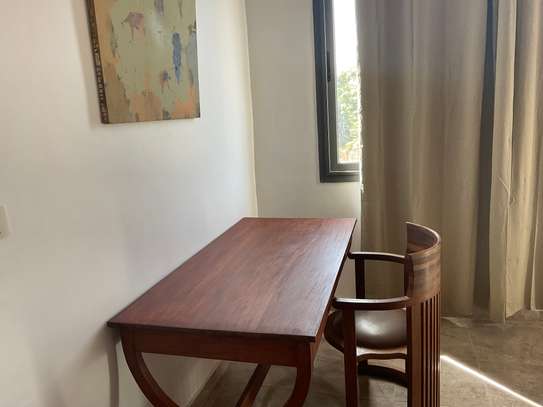 APT LUMINEUX MEUBLE PROCHE ECOLE FRANCAISE SALY image 2