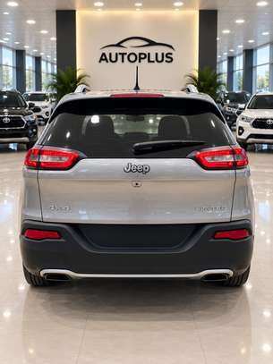 Jeep Cherokee Limited 2017 image 3