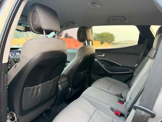 Hyundai Santa Fe 2018 image 10