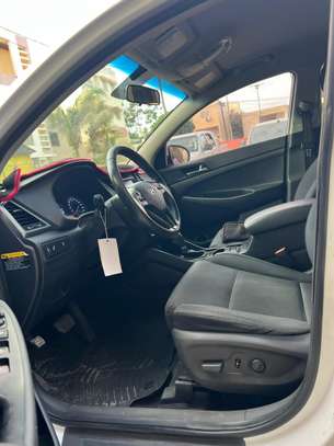 HYUNDAI TUCSON Année : 2017 image 5