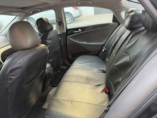 Hyundai image 7