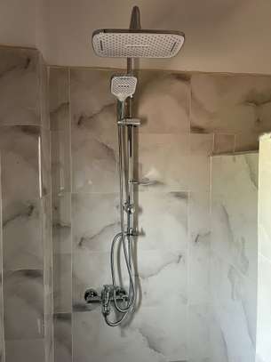 Immeuble neuf avec appartements luxueux a Thiès image 4
