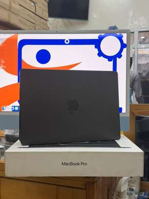 💻 MacBook Pro 14" M5 (16 Go / 512 Go SSD) image 3