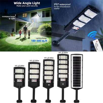 Paire de Lampes Solaires LED 300W avec Télécommande image 5
