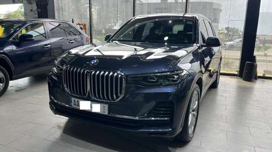 BMW X7 2022 image 2