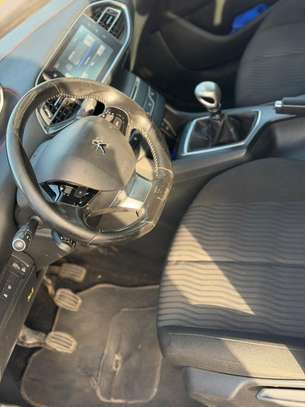 PEUGEOT 308 T9 ANNÉE 2017 image 3