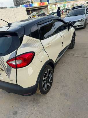 RENAULT QM3 2016 image 6