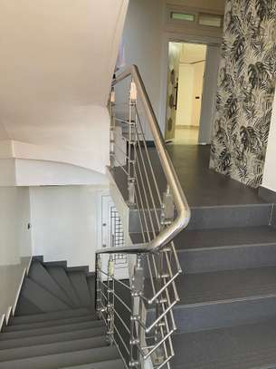Appartement haut standing à Mermoz à louer image 6