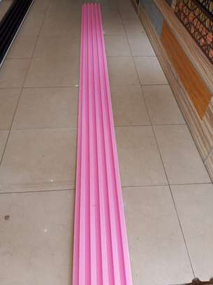 Moulures décoratives bois MDF modernes et colorées image 5