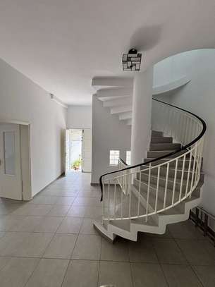 Villa à louer à fenêtre Mermoz à côté de l’école américain image 5