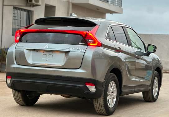Mitsubishi éclipse 2019 super clean image 3