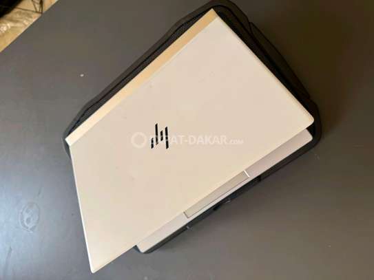 HP spectre i5 8th gen SSD nvme 512gb image 4