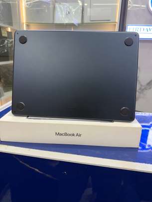 MacBook Air M4 (2025) Ram 16Go SSD 256Go image 3