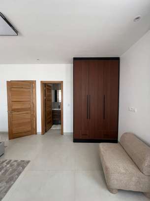 Studio meublé à louer image 7