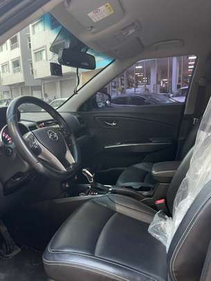 SSANGYONG TIVOLI  Année : 2017 image 3