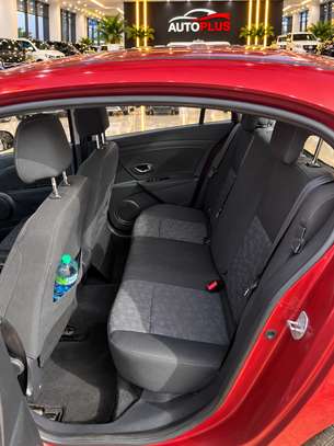 Renault sm3 2016 image 6